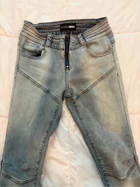 Fashion Nova Light Wash Moto Zip Jeans - Faded Blue
